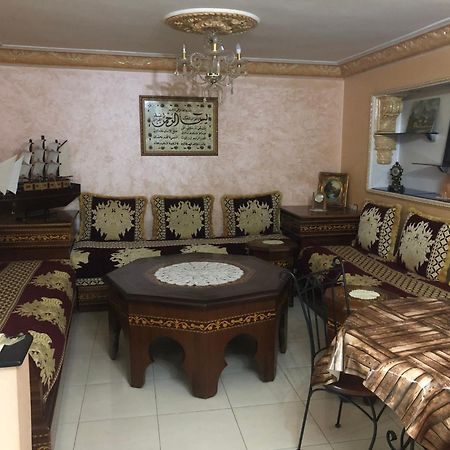 شقة توجد وسط مدينة طنجة و تتوفر على كامل التجهيزات الضرورية خاصةبالعائلات Extérieur photo