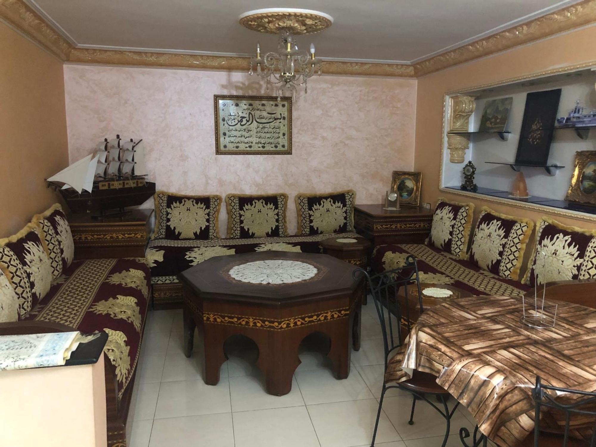 شقة توجد وسط مدينة طنجة و تتوفر على كامل التجهيزات الضرورية خاصةبالعائلات Extérieur photo